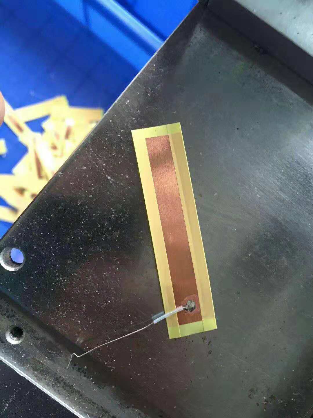 代理銅箔背膠、銅箔焊引線、銅箔穿套管、銅箔貼焊點、銅箔焊線、銅箔裁切等代加工工序